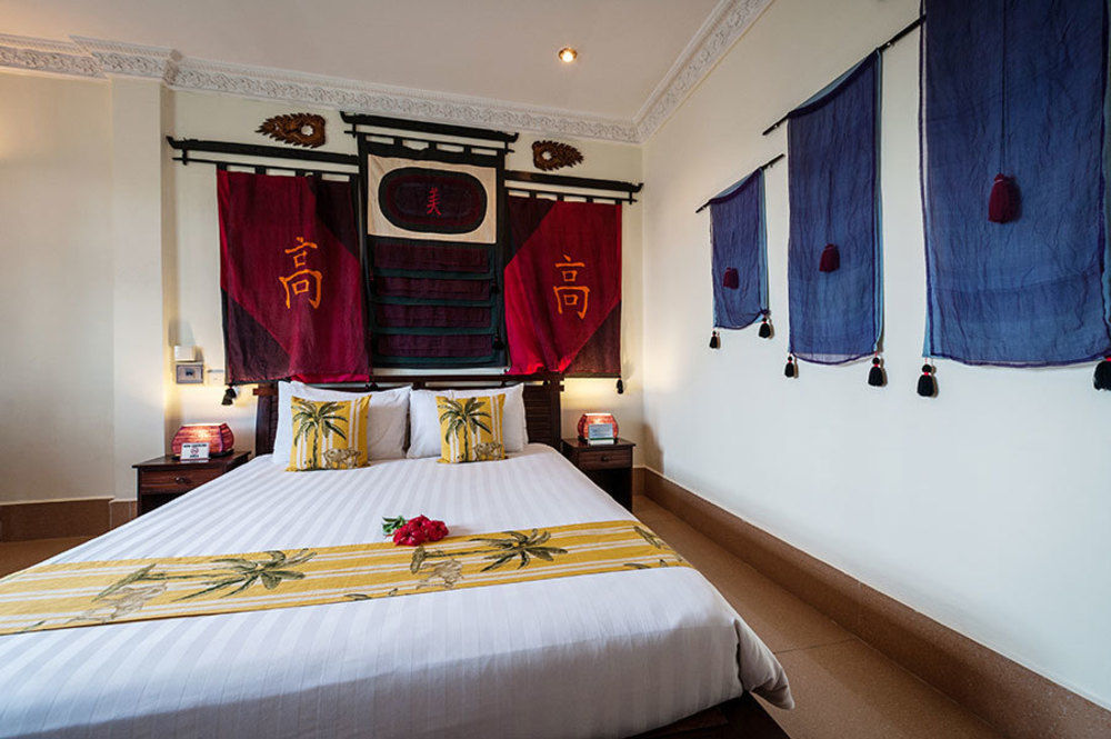 Red Hibiscus Hotel Phnom Penh Eksteriør bilde
